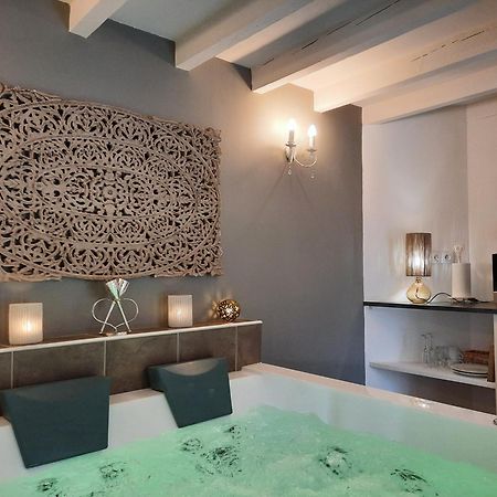 Charme Au Fil De L'Eau Hotel Vendieres Kültér fotó