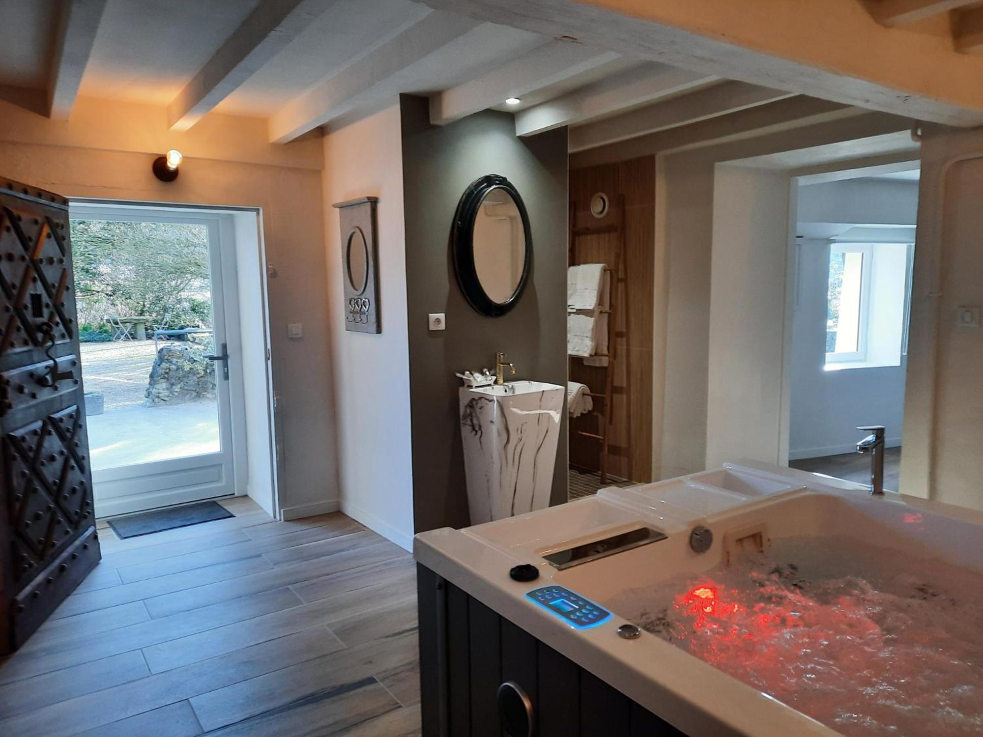 Charme Au Fil De L'Eau Hotel Vendieres Kültér fotó