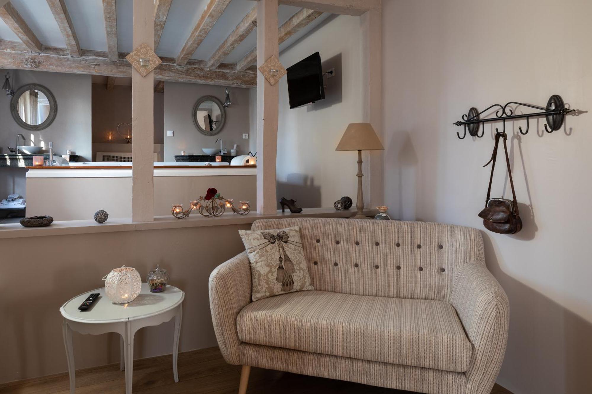 Charme Au Fil De L'Eau Hotel Vendieres Kültér fotó